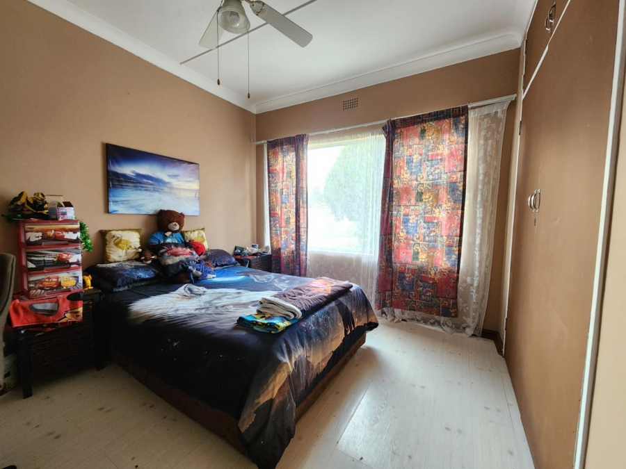 3 Bedroom Property for Sale in Heuwelsig Northern Cape